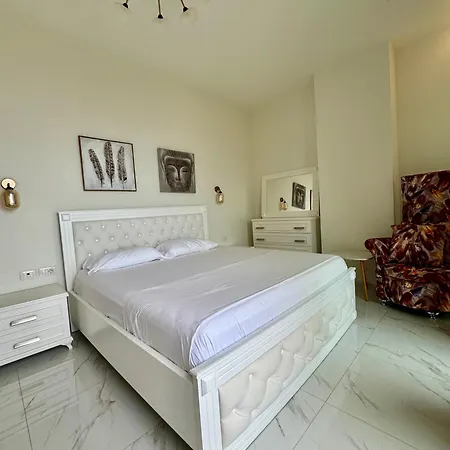 Villa Crystal Pool Villa, Coast, Palasë