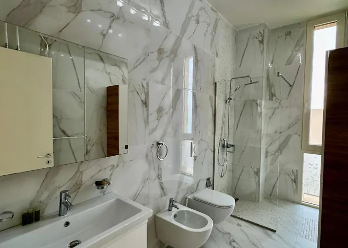 Crystal Pool Villa, Coast, 别墅 帕拉瑟